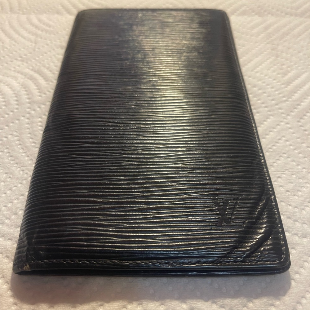 Louis Vuitton black epi wallet